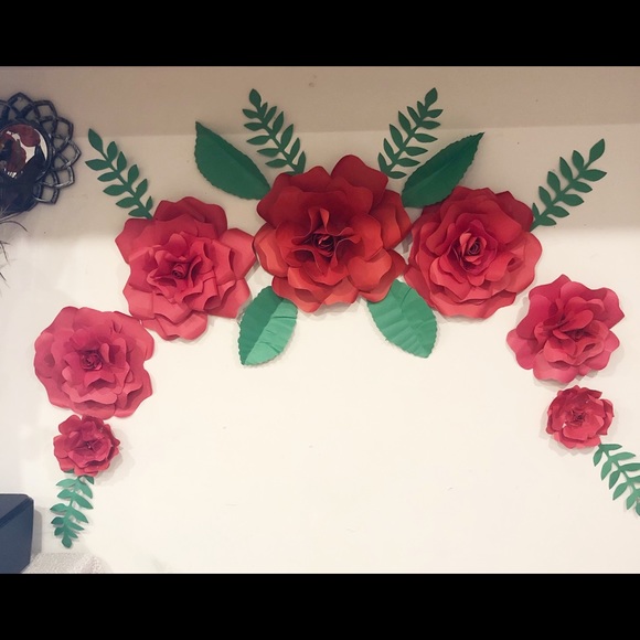 Valentine’s paper flowers - Picture 4 of 6